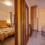 Le Vieux Noyer - Al Villaggio Di Rumiod Saint-Pierre
