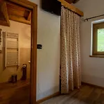 Le Vieux Noyer - Al Villaggio Di Rumiod