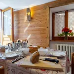 Aparthotel Le Vieux Noyer - Al Villaggio Di Rumiod Saint-Pierre