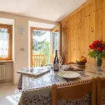 Le Vieux Noyer - Al Villaggio Di Rumiod Aparthotel Saint-Pierre