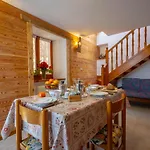 Le Vieux Noyer - Al Villaggio Di Rumiod 3*