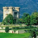 Aparthotel Le Vieux Noyer - Al Villaggio Di Rumiod Saint-Pierre