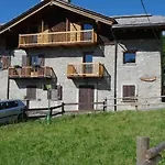 Le Vieux Noyer - Al Villaggio Di Rumiod