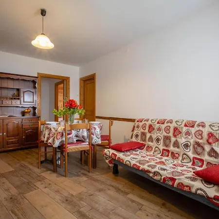 Le Vieux Noyer - Al Villaggio Di Rumiod 아파트호텔 3*