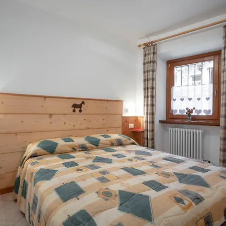 Le Vieux Noyer - Al Villaggio Di Rumiod Aparthotel