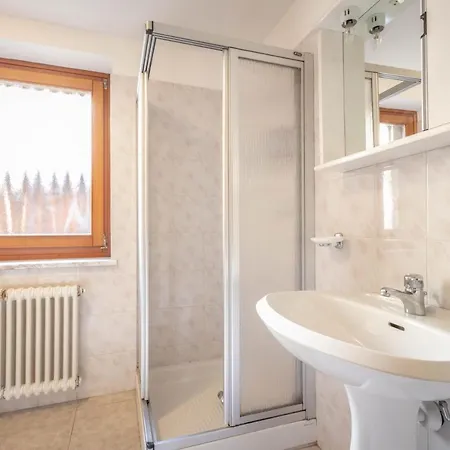 Aparthotel Le Vieux Noyer - Al Villaggio Di Rumiod