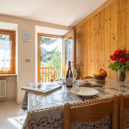 Le Vieux Noyer - Al Villaggio Di Rumiod 아파트호텔 셍피에르