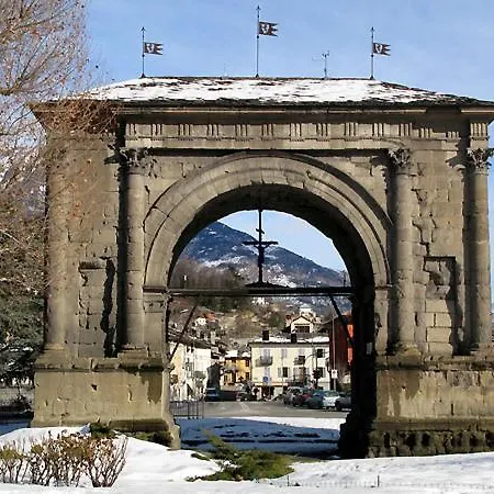 아파트호텔 Le Vieux Noyer - Al Villaggio Di Rumiod 셍피에르