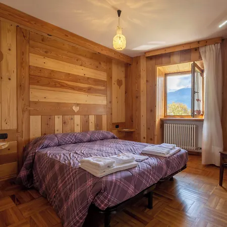 Apartmanhotel Le Vieux Noyer - Al Villaggio Di Rumiod