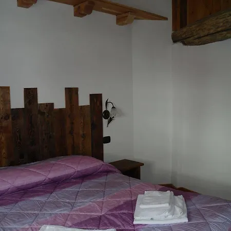 Le Vieux Noyer - Al Villaggio Di Rumiod *