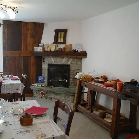 Le Vieux Noyer - Al Villaggio Di Rumiod Aparthotel